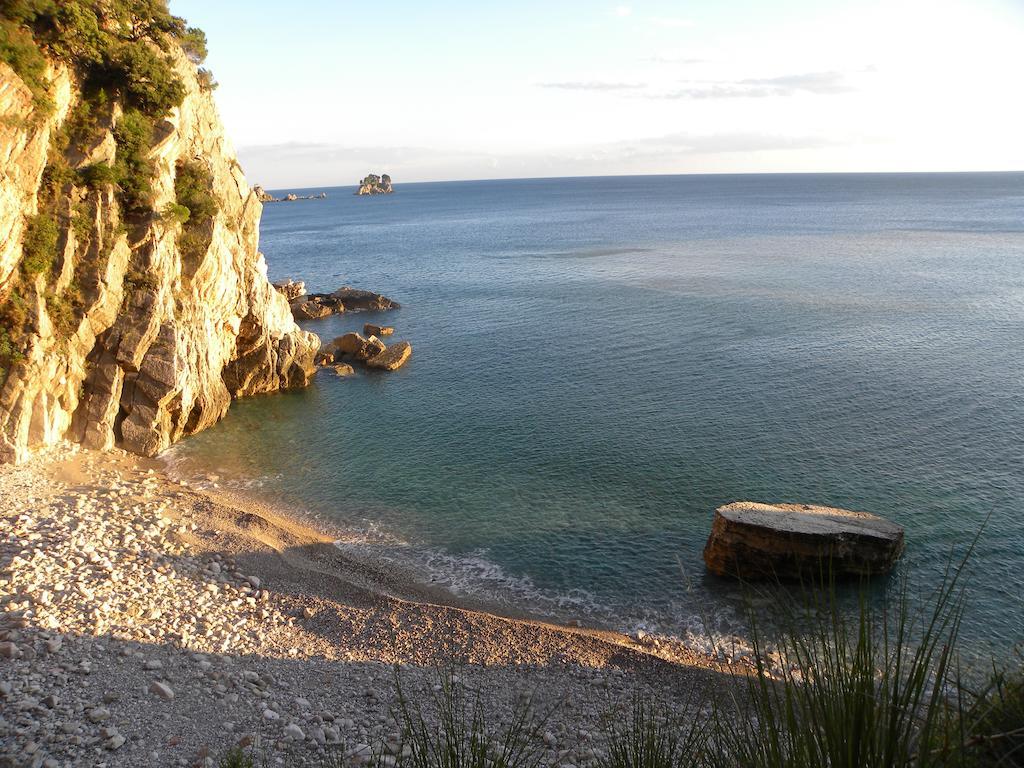 Apartments Almaja Villa Petrovac Chambre photo